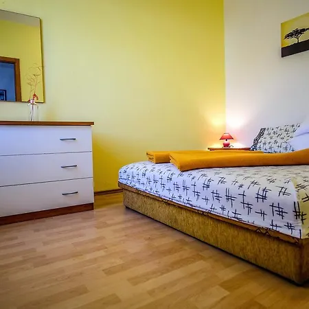Shanti Apartament